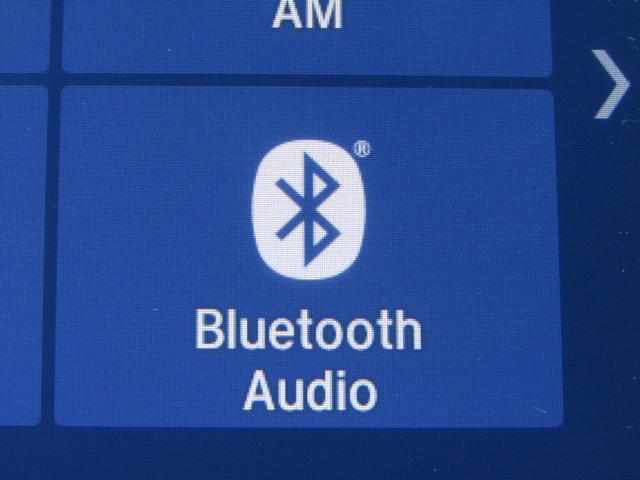 フィット ベーシック　当社レンタカーＵＰ　純正８インチナビ　バックカメラ　ホンダセンシング　前側ドラレコ　ＥＴＣ　フルセグ　Ｂｌｕｅｔｏｏｔｈ　ＵＳＢ　マニュアルエアコン　電動パーキングブレーキ　サイドエアバッグ（6枚目）