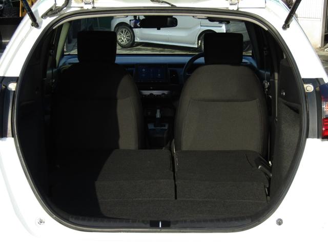 フィット ベーシック　当社レンタカーＵＰ　純正８インチナビ　バックカメラ　ホンダセンシング　前側ドラレコ　ＥＴＣ　フルセグ　Ｂｌｕｅｔｏｏｔｈ　ＵＳＢ　マニュアルエアコン　電動パーキングブレーキ　サイドエアバッグ（32枚目）