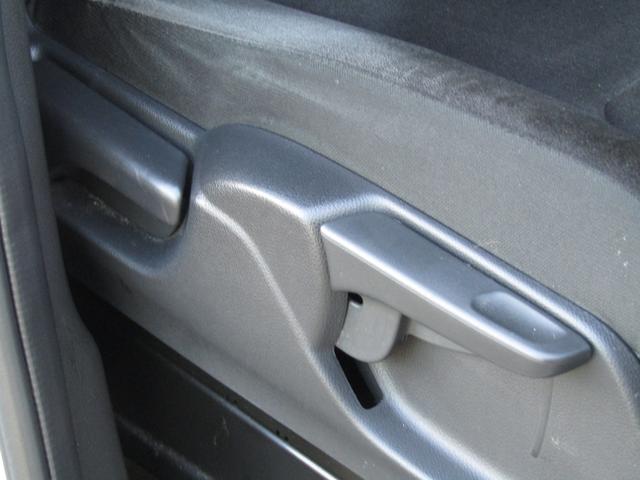 N-BOXカスタム G・Lホンダセンシング 当社下取り車 純正ナビ バックカメラ 前側ドラレコ エンスタ ETC 両側PSD フルセグ Bluetooth USB LEDライト オートエアコン シートヒーター サイドエアバッグ ドアバイザー(33枚目)