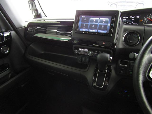 N-BOXカスタム L ワンオーナー 純正ナビ バックカメラ ホンダセンシング ETC 両側PSD Bluetooth USB LEDライト オートエアコン シートヒーター オートサイドステップ サイドエアバッグ(8枚目)