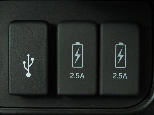 N-BOXカスタム L ワンオーナー 純正ナビ バックカメラ ホンダセンシング ETC 両側PSD Bluetooth USB LEDライト オートエアコン シートヒーター オートサイドステップ サイドエアバッグ(11枚目)