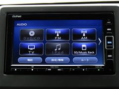 純正カーナビ付きです！明るく見やすく、ドライブの大切なお供です♪テレビも視聴出来ますよ！ 3