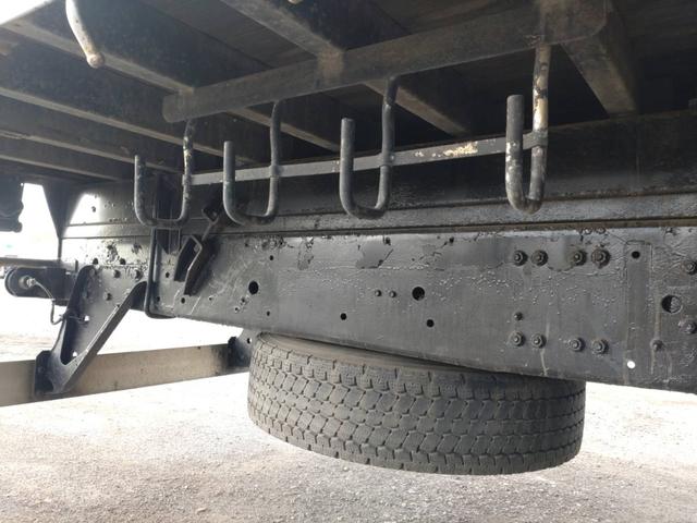 スーパーグレート 　ＦＶ５４ＪＺ　エアサス　１４トン積み平ボデー　３ペダルセミオートマ（18枚目）