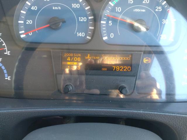 コンドル ＭＫ３８Ｌ　４トン４段ラジコン　フックイン　予備検査付き　荷台長さ５４００ｍｍ　荷台幅２２００ｍｍ　煽りアルミブロック７００ｍｍ　２１５馬力（エンジン型式ＧＨ５）６ＭＴ（10枚目）