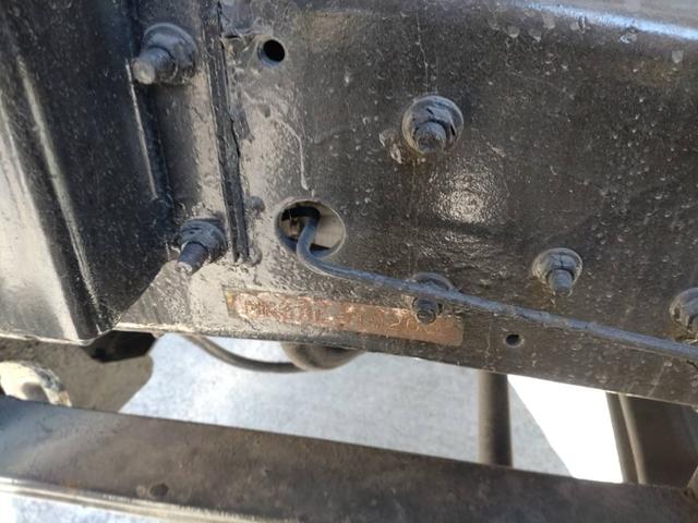 コンドル ＭＫ３８Ｌ　４トン４段ラジコン　フックイン　予備検査付き　荷台長さ５４００ｍｍ　荷台幅２２００ｍｍ　煽りアルミブロック７００ｍｍ　２１５馬力（エンジン型式ＧＨ５）６ＭＴ（21枚目）