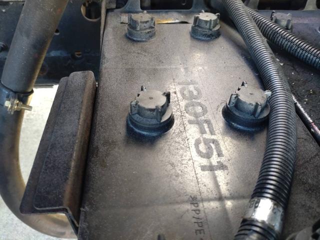 コンドル ＭＫ３８Ｌ　４トン４段ラジコン　フックイン　予備検査付き　荷台長さ５４００ｍｍ　荷台幅２２００ｍｍ　煽りアルミブロック７００ｍｍ　２１５馬力（エンジン型式ＧＨ５）６ＭＴ（28枚目）