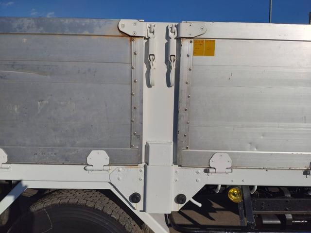 コンドル ＭＫ３８Ｌ　４トン４段ラジコン　フックイン　予備検査付き　荷台長さ５４００ｍｍ　荷台幅２２００ｍｍ　煽りアルミブロック７００ｍｍ　２１５馬力（エンジン型式ＧＨ５）６ＭＴ（34枚目）