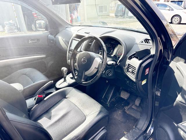 エクストレイル ２０Ｘ　４ＷＤ　ローンに不安な方　１年保証　ユーザー買取車　寒冷地仕様　社外ナビ　フルセグＴＶ　ＤＶＤ再生　Ｂｌｕｅｔｏｏｔｈ　シートヒーター　スマートキー　キーレス　純正アルミホイール　　盗難防止装置（7枚目）