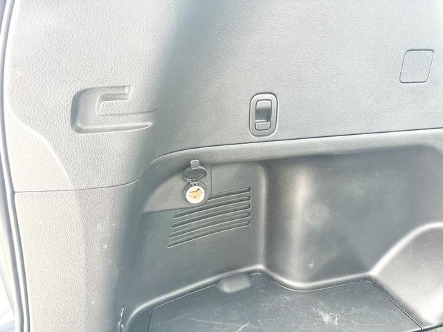 エクストレイル ２０Ｘ　４ＷＤ　ローンに不安な方　１年保証　ユーザー買取車　寒冷地仕様　社外ナビ　フルセグＴＶ　ＤＶＤ再生　Ｂｌｕｅｔｏｏｔｈ　シートヒーター　スマートキー　キーレス　純正アルミホイール　　盗難防止装置（46枚目）