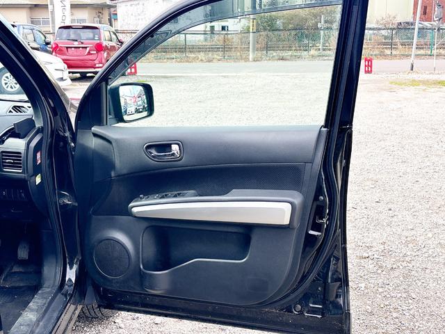 エクストレイル ２０Ｘ　４ＷＤ　ローンに不安な方　１年保証　ユーザー買取車　寒冷地仕様　社外ナビ　フルセグＴＶ　ＤＶＤ再生　Ｂｌｕｅｔｏｏｔｈ　シートヒーター　スマートキー　キーレス　純正アルミホイール　　盗難防止装置（62枚目）