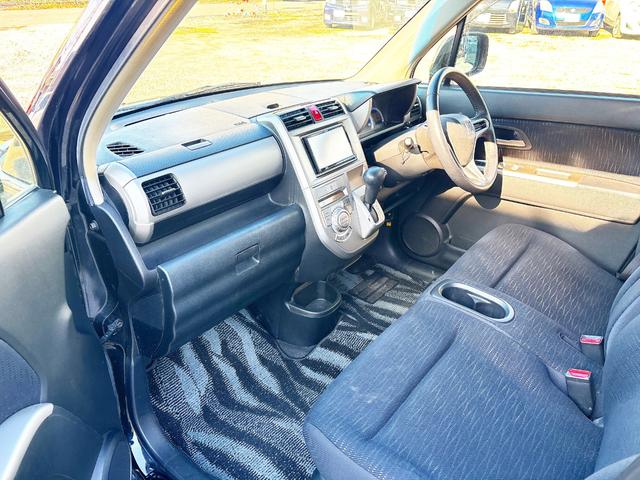 ゼストスパーク Wターボ 4WD ローンに不安な方 本州仕入 社外ナビ フルセグTV スマートキー 社外アルミ HID ベンチシート フロントフォグランプ CD再生 DVD再生 Bluetooth 全国 札幌 函館 リース(8枚目)