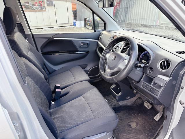 ワゴンＲスティングレー Ｘ　４ＷＤ　ローンに不安な方　　純正オーディオ　スマートキー　プッシュスタート　キーレス　ＣＤ再生　ＡＵＸ　フロントフォグランプ　アイドリングストップ　ベンチシート　全国　札幌　函館　リース（7枚目）