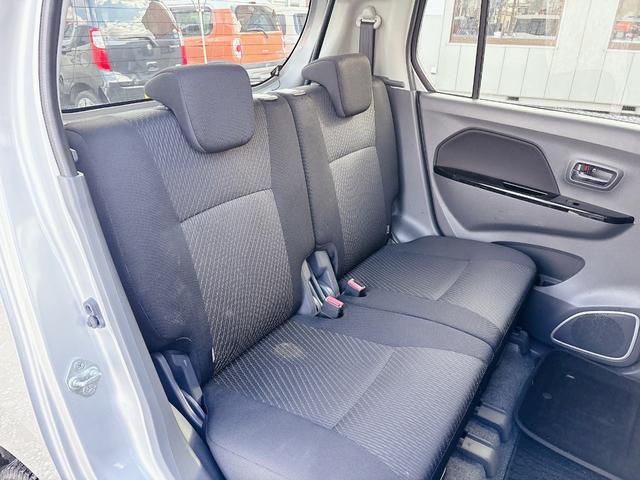 ワゴンＲスティングレー Ｘ　４ＷＤ　ローンに不安な方　　純正オーディオ　スマートキー　プッシュスタート　キーレス　ＣＤ再生　ＡＵＸ　フロントフォグランプ　アイドリングストップ　ベンチシート　全国　札幌　函館　リース（11枚目）