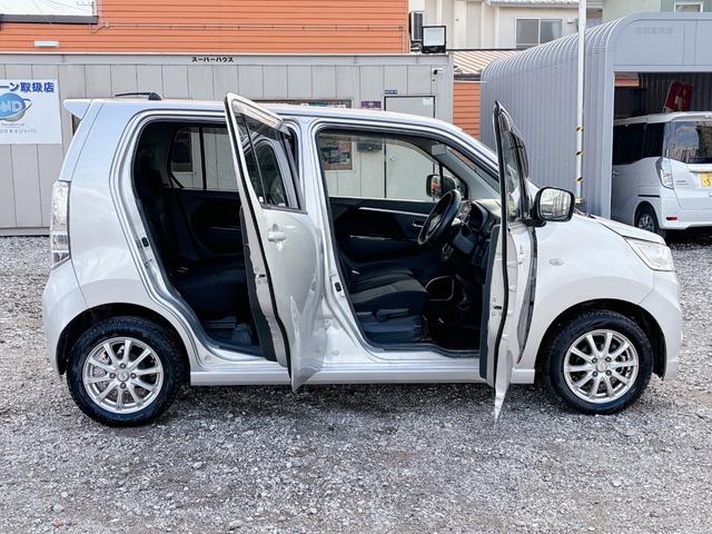 ワゴンＲスティングレー Ｘ　４ＷＤ　ローンに不安な方　　純正オーディオ　スマートキー　プッシュスタート　キーレス　ＣＤ再生　ＡＵＸ　フロントフォグランプ　アイドリングストップ　ベンチシート　全国　札幌　函館　リース（21枚目）