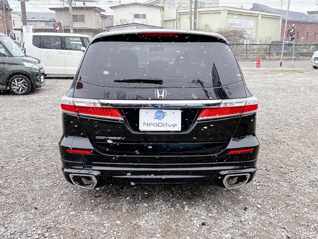 オデッセイ Ｍエアロパッケージ　４ＷＤ　ローンに不安な方　優遇ローン　１年保証　純正ナビ　バックカメラ　フルセグＴＶ　ＤＶＤ再生　Ｂｌｕｅｔｏｏｔｈ　３列シート　フロントホグランプ　全国　札幌　函館　優遇ローン　リース（11枚目）