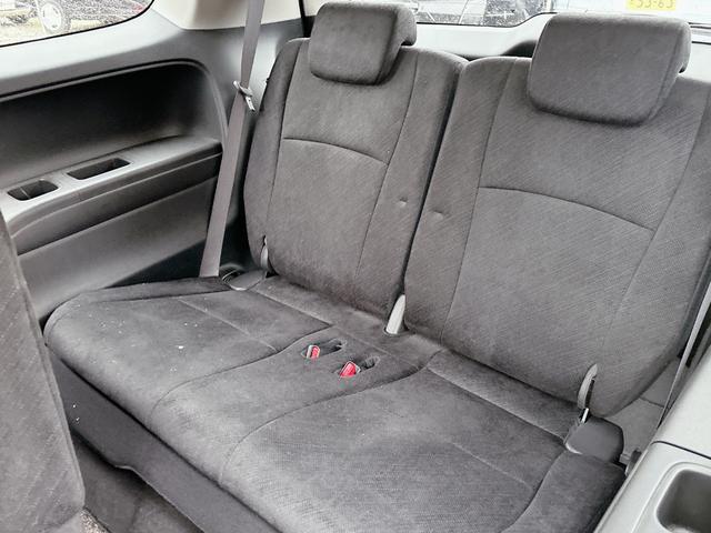 オデッセイ Ｍエアロパッケージ　４ＷＤ　ローンに不安な方　優遇ローン　１年保証　純正ナビ　バックカメラ　フルセグＴＶ　ＤＶＤ再生　Ｂｌｕｅｔｏｏｔｈ　３列シート　フロントホグランプ　全国　札幌　函館　優遇ローン　リース（17枚目）