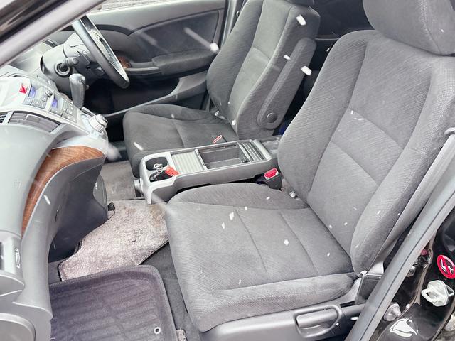 オデッセイ Ｍエアロパッケージ　４ＷＤ　ローンに不安な方　優遇ローン　１年保証　純正ナビ　バックカメラ　フルセグＴＶ　ＤＶＤ再生　Ｂｌｕｅｔｏｏｔｈ　３列シート　フロントホグランプ　全国　札幌　函館　優遇ローン　リース（19枚目）