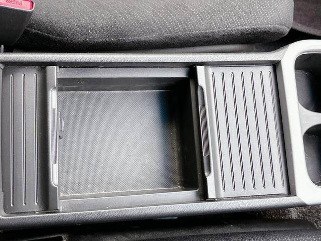 オデッセイ Ｍエアロパッケージ　４ＷＤ　ローンに不安な方　優遇ローン　１年保証　純正ナビ　バックカメラ　フルセグＴＶ　ＤＶＤ再生　Ｂｌｕｅｔｏｏｔｈ　３列シート　フロントホグランプ　全国　札幌　函館　優遇ローン　リース（40枚目）