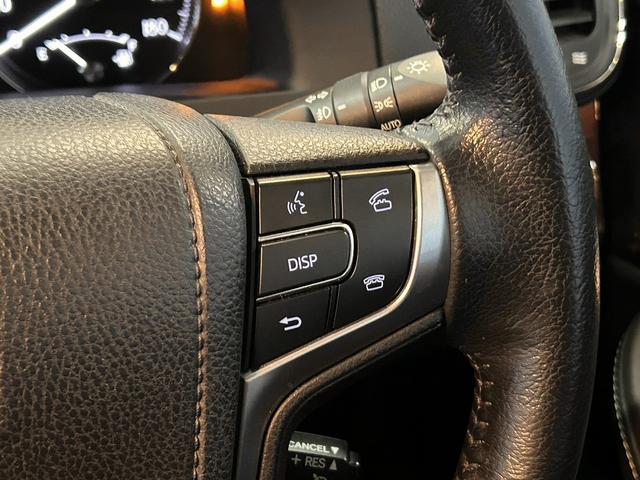 クラウン ロイヤルサルーンi-Four ユーザー買取車 エンジンスターター パワーシート バックカメラ クルーズコントロール 前後ドライブレコーダー ETC ナビゲーション フルセグテレビ スマートキー パワーバックドア(23枚目)