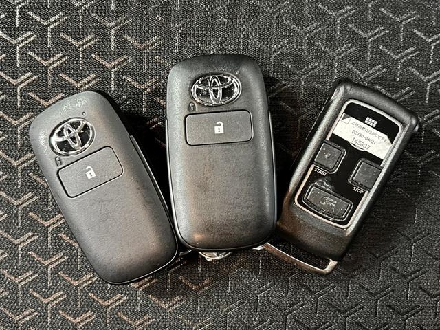 ライズ Z ユーザー買取 全周囲カメラ CarPlay 前後ドライブレコーダー LEDヘッドライト ETC 衝突軽減ブレーキ 寒冷地仕様車 クルーズコントロール ワンオーナー オートマチックハイビーム スペアキー(5枚目)