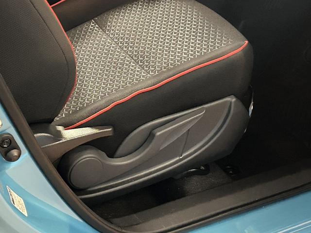 ライズ Z ユーザー買取 全周囲カメラ CarPlay 前後ドライブレコーダー LEDヘッドライト ETC 衝突軽減ブレーキ 寒冷地仕様車 クルーズコントロール ワンオーナー オートマチックハイビーム スペアキー(52枚目)