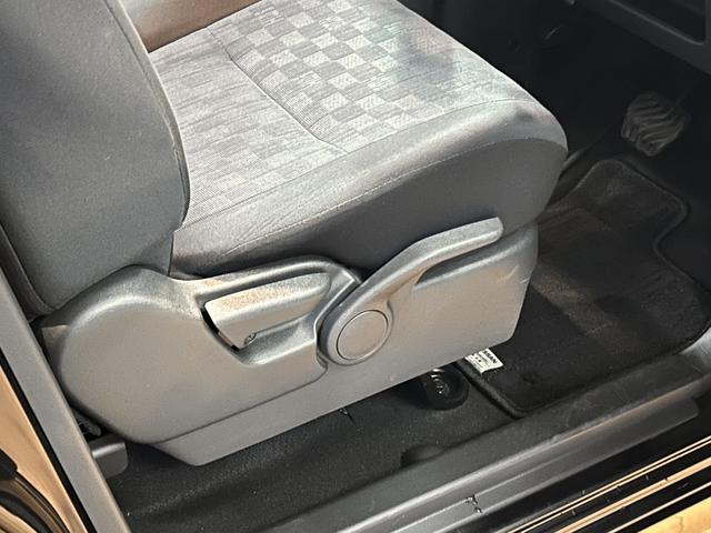 デイズ ハイウェイスター　Ｇターボ　純正エンジンスターター　全周囲カメラ　衝突軽減ブレーキ　障害物センサー　シートヒーター　オートマチックハイビーム　ＬＥＤヘッドライト　オートライト　スペアキー　電動格納ミラー（42枚目）