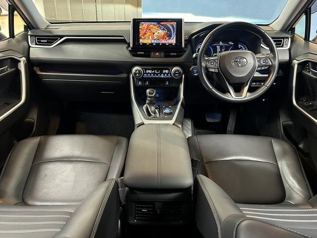 RAV4 ハイブリッドG 前後ドライブレコーダー パワーシート パワーバックドア ETC ナビ バックカメラ Bluetooth LEDヘッドライト クルーズコントロール 障害物センサー フルセグテレビ 寒冷地仕様車(2枚目)