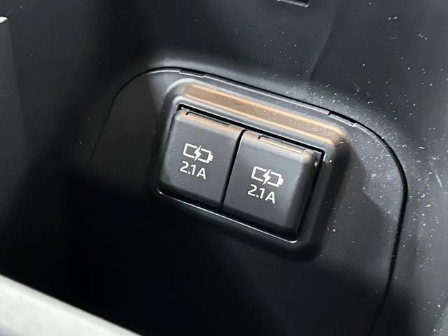 RAV4 ハイブリッドG 前後ドライブレコーダー パワーシート パワーバックドア ETC ナビ バックカメラ Bluetooth LEDヘッドライト クルーズコントロール 障害物センサー フルセグテレビ 寒冷地仕様車(39枚目)