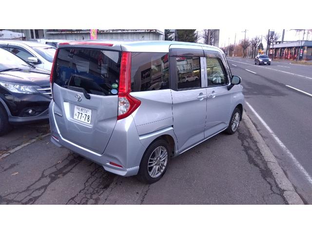 ルーミー X 4WD 両側スライド・片側電動 アルミホイール スマートキー アイドリングストップ CVT 盗難防止システム 衝突安全ボディ ABS ESC CD USB ミュージックプレイヤー接続可 エアコン(5枚目)