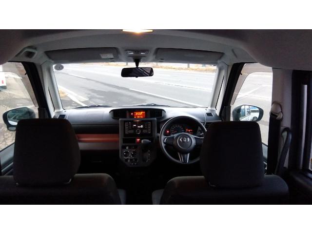 ルーミー X 4WD 両側スライド・片側電動 アルミホイール スマートキー アイドリングストップ CVT 盗難防止システム 衝突安全ボディ ABS ESC CD USB ミュージックプレイヤー接続可 エアコン(6枚目)