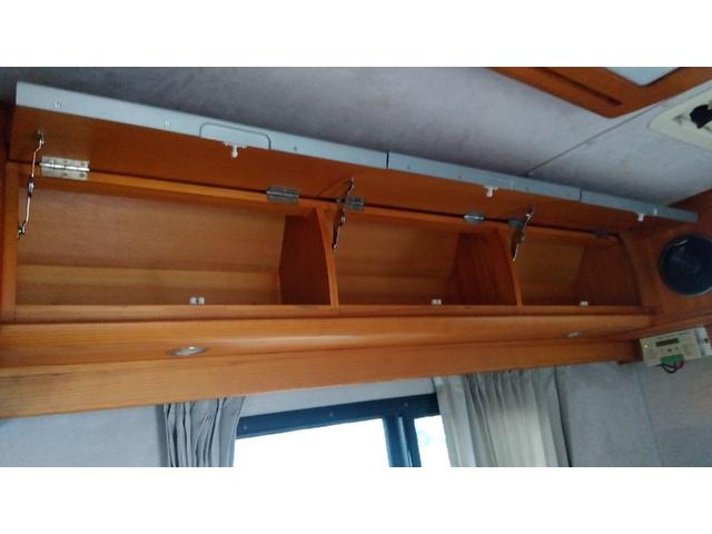 スクラムトラック キャンピング車ワンオーナー　４ＷＤ　ＡＴ　ナビ（13枚目）