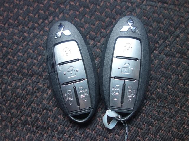 ｅＫクロススペース Ｔ　４ＷＤ　純正ナビＴＶ　先進安全・先進快適パッケージ　ｅ－アシスト　ＥＴＣ　バックカメラ　サイドカメラ　両側電動スライドドア　衝突被害軽減システム　ＬＥＤヘッドランプ　スマートキー２個　シートヒーター（60枚目）