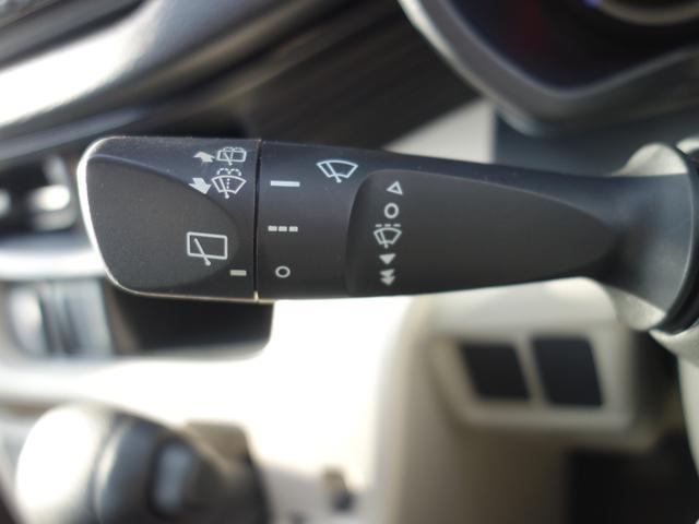 ムーヴ Ｌ　４ＷＤ　ナビ　キーレスエントリー　アイドリングストップ　電動格納ミラー　ベンチシート　ＣＶＴ　ＡＢＳ　ＥＳＣ　Ｂｌｕｅｔｏｏｔｈ　アルミホイール　エアコン（31枚目）