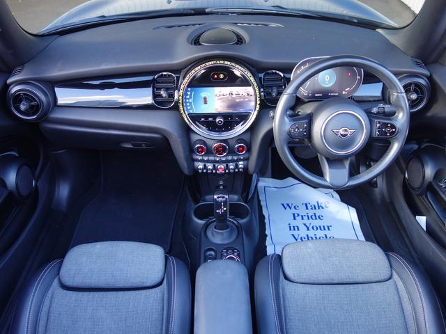 ＭＩＮＩ ミニクーパーコンバーチブル　オープンカー　バックカメラ　ナビ　ＴＶ　クリアランスソナー　オートクルーズコントロール　シートヒーター　衝突被害軽減システム　オートライト　ＡＴ　スマートキー　アイドリングストップ（32枚目）