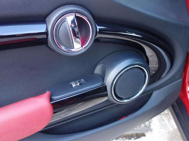 ＭＩＮＩ クーパー　コンバーチブル　オープンカー　バックカメラ　純正ナビ　ＥＴＣ　クリアランスソナー　アルミホイール　オートライト　キーレスエントリー　シートヒーター　ＡＴ　盗難防止システム（28枚目）