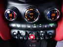 クーパー　コンバーチブル　オープンカー　バックカメラ　純正ナビ　ＥＴＣ　クリアランスソナー　アルミホイール　オートライト　キーレスエントリー　シートヒーター　ＡＴ　盗難防止システム（39枚目）