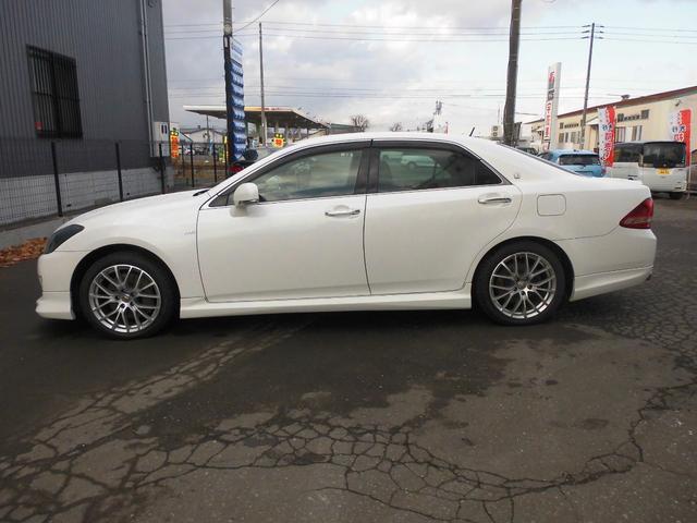 クラウン 3.5アスリート アニバーサリーエディション 社外エアロ 本革シート 社外マフラー ETC オートクルーズコントロール バックカメラ ナビ TV 19インチアルミ HID シートヒーター シートエアコン スマートキー パワーシート 冬タイヤ18インチアルミ付(7枚目)