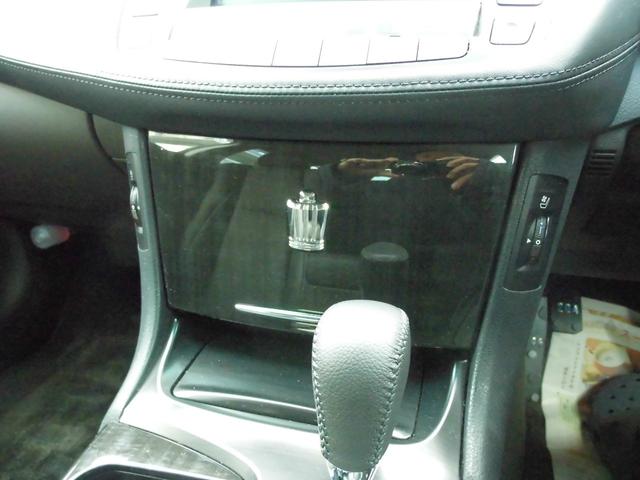 クラウン 3.5アスリート アニバーサリーエディション 社外エアロ 本革シート 社外マフラー ETC オートクルーズコントロール バックカメラ ナビ TV 19インチアルミ HID シートヒーター シートエアコン スマートキー パワーシート 冬タイヤ18インチアルミ付(17枚目)