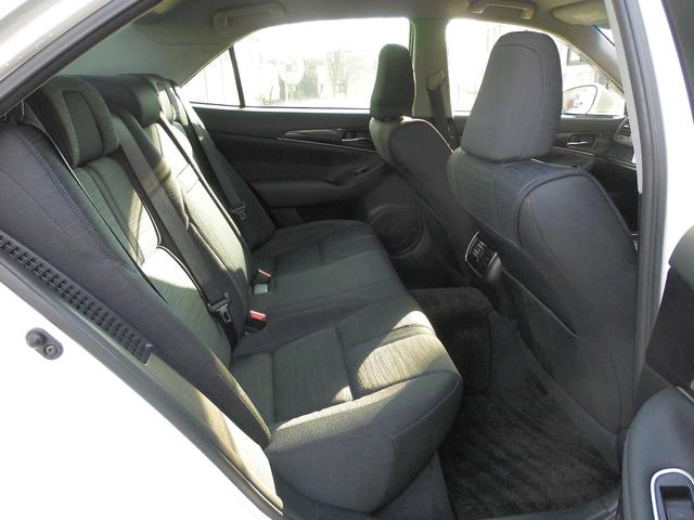 クラウンハイブリッド アスリートS ETC クリアランスソナー オートクルーズコントロール バックカメラ ナビ TV アルミホイール HID CVT シートヒーター スマートキー アイドリングストップ 電動格納ミラー 盗難防止システム(23枚目)