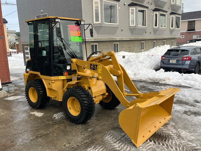 日本 　ＣＡＴ　ホイールローダー　７７５ｈ　９０１Ｂ　ＳＡ－Ｗ７Ａ型　バケット幅１６５ｃｍ　全塗装済み（6枚目）