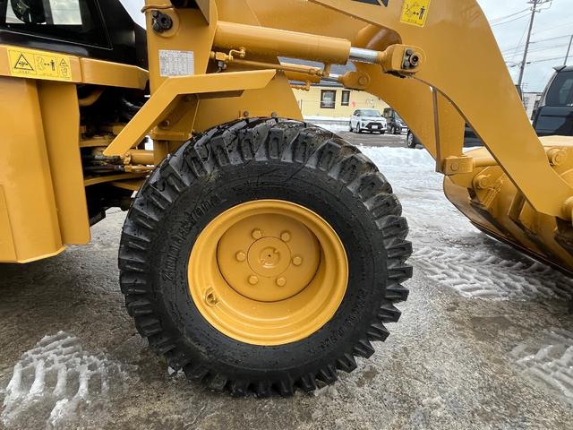 日本 　ＣＡＴ　ホイールローダー　７７５ｈ　９０１Ｂ　ＳＡ－Ｗ７Ａ型　バケット幅１６５ｃｍ　全塗装済み（26枚目）