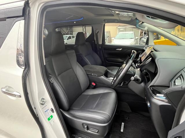 アルファードハイブリッド ＳＲ　Ｃパッケージ　４ＷＤ　本州仕入　純正ナビＴＶ　サンルーフ　ＪＢＬサウンド　全方位モニター　純正フリップダウンモニター　デジタルインナーミラー　ＥＴＣ　革パワーシート　パワーバックドア　夏冬タイヤ付　社外ドラレコ（16枚目）