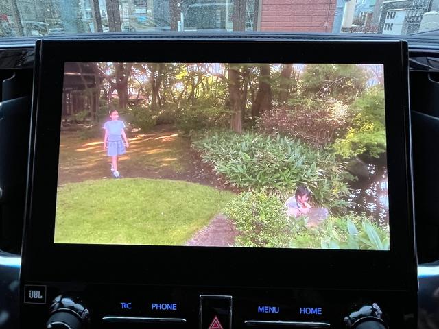 アルファードハイブリッド ＳＲ　Ｃパッケージ　４ＷＤ　本州仕入　純正ナビＴＶ　サンルーフ　ＪＢＬサウンド　全方位モニター　純正フリップダウンモニター　デジタルインナーミラー　ＥＴＣ　革パワーシート　パワーバックドア　夏冬タイヤ付　社外ドラレコ（24枚目）