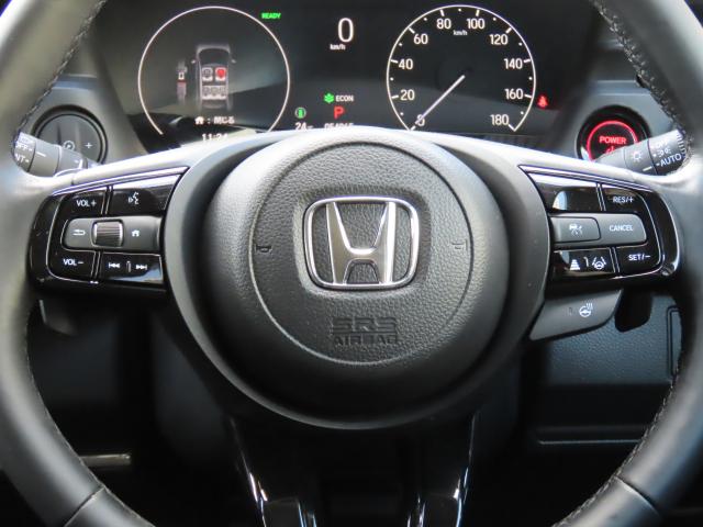 ヴェゼル e:HEVZ 純正コネクトディスプレイナビ マルチビューカメラ 前後ドラレコ TVフル ETC 4WD アルミホイール 全周囲カメラ 電動リアゲート オートクルーズコントロール アイドリングストップ USB入力端子(12枚目)