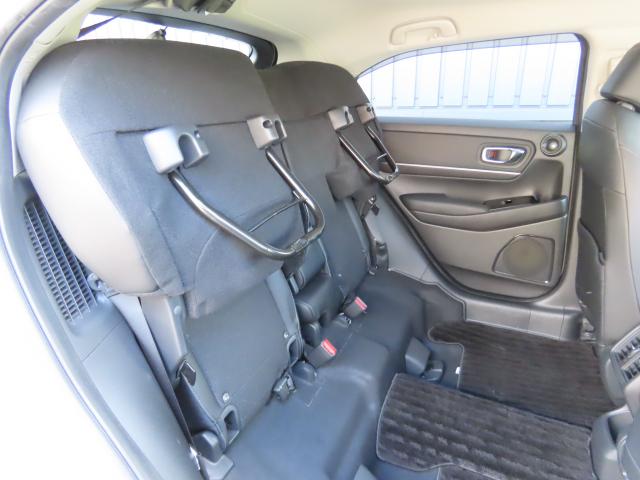 ヴェゼル e:HEVZ 純正コネクトディスプレイナビ マルチビューカメラ 前後ドラレコ TVフル ETC 4WD アルミホイール 全周囲カメラ 電動リアゲート オートクルーズコントロール アイドリングストップ USB入力端子(20枚目)