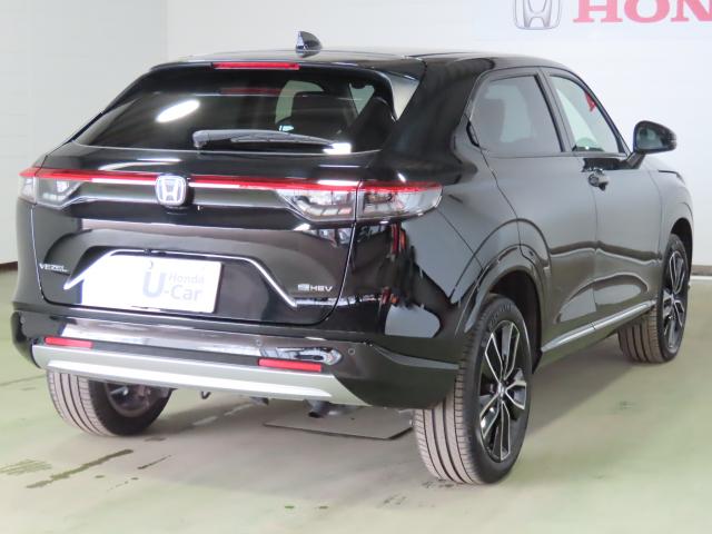 ヴェゼル e:HEVZ・PLaYパッケージ 純正8インチナビ TVフル リアカメラ ETC 4WD アルミホイール 電動リアゲート シートヒーター オートクルーズコントロール アイドリングストップ USB入力端子 衝突防止システム スマートキー(8枚目)