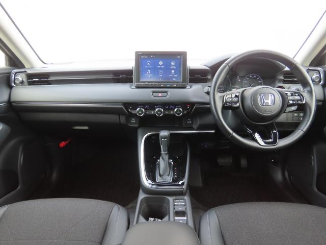 ヴェゼル e:HEVZ・PLaYパッケージ 純正8インチナビ TVフル リアカメラ ETC 4WD アルミホイール 電動リアゲート シートヒーター オートクルーズコントロール アイドリングストップ USB入力端子 衝突防止システム スマートキー(11枚目)