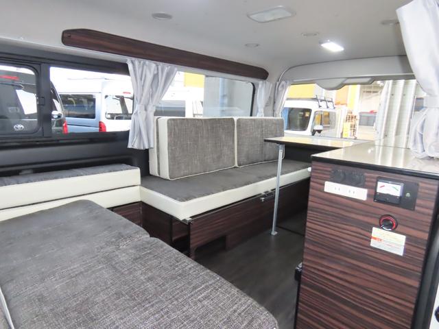 ハイエースワゴン GL キャンピング 東和モーター製ツエルト ベバストFFヒーター サブバッテリー走行&外部充電 上蓋式冷蔵庫 電子レンジ 4WD(23枚目)