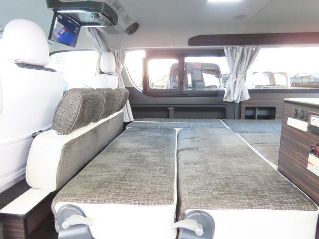 ハイエースワゴン GL キャンピング 東和モーター製ツエルト ベバストFFヒーター サブバッテリー走行&外部充電 上蓋式冷蔵庫 電子レンジ 4WD(35枚目)