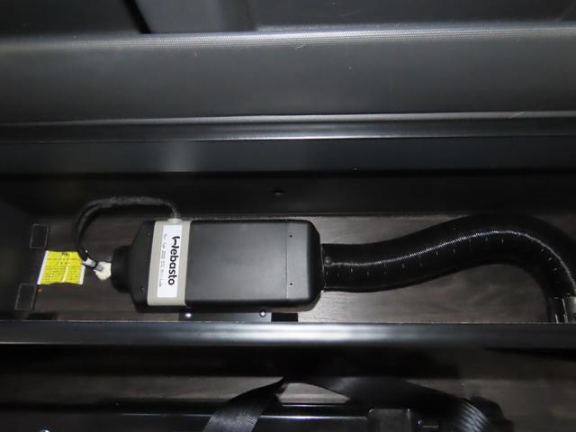 ハイエースワゴン GL キャンピング 東和モーター製ツエルト ベバストFFヒーター サブバッテリー走行&外部充電 上蓋式冷蔵庫 電子レンジ 4WD(44枚目)